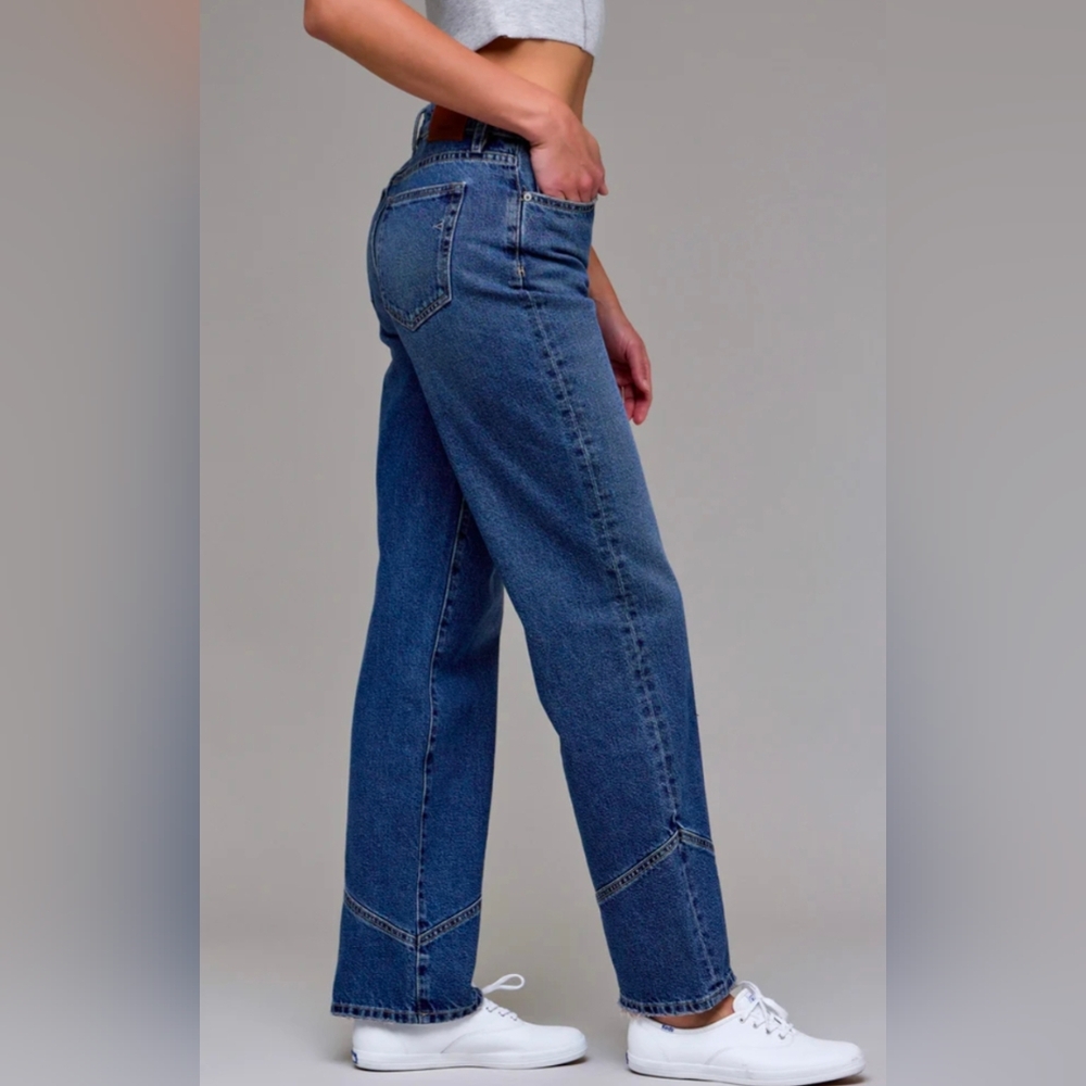 HIDDEN | Women's Medium Wash Ella High Rise Classic Straight Jeans - Picture 2 of 8